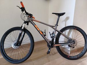 GT - Zaskar Carbon Comp 9R 2017, 2017