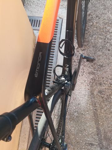 Trek Émonda SL 7 Disc eTap 2021 2021 Road & Gravel usato, Arancione — immagine 2 di 6