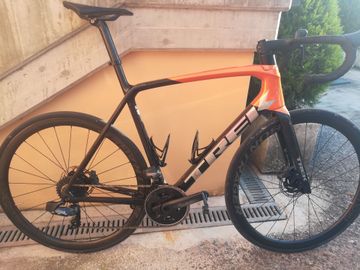 Brugt Trek Émonda SL 7 Disc eTap 2021 2021 Road & Gravel