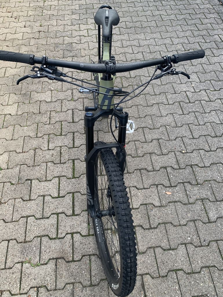 Used Rose ROOT MILLER 2 2021 Mountainbike, Rojo — image 6 of 6