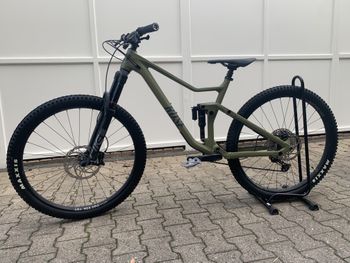 Used Rose ROOT MILLER 2 2021 Mountainbike, Rojo — image 2 of 6