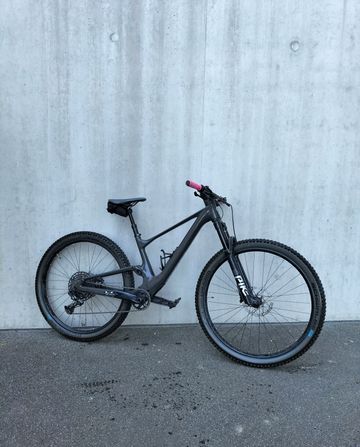 Used Scott Spark 940 2022 2022 Mountainbike, Black, 29 — image 1 of 6