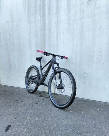 Used Scott Spark 940 2022 2022 Mountainbike, Black, 29 — image 3 of 6