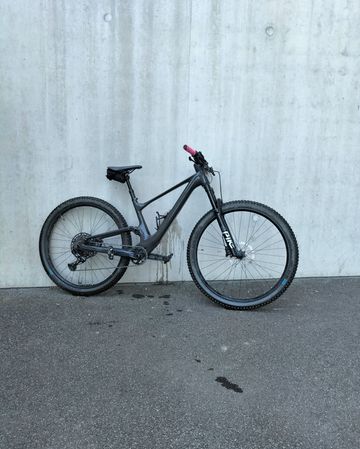 Used Scott Spark 940 2022 2022 Mountainbike, Black, 29 — image 5 of 6