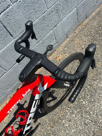 Used Trek Madone SLR 7 AXS Gen 6 2023 2023 Road & Gravel, Red — image 9 of 15
