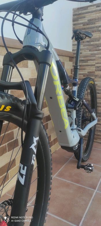 Used Orbea RISE H30 20mph 2024 2024 Mountainbike, Light Gray, 29 — image 3 of 17