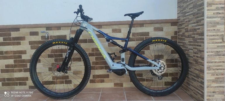 Used Orbea RISE H30 20mph 2024 2024 Mountainbike, Light Gray, 29 — image 1 of 17