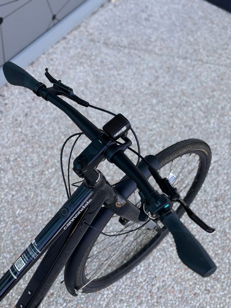 Used Cannondale Tesoro Neo SL EQ 2022 Mountainbike, Black — image 9 of 14