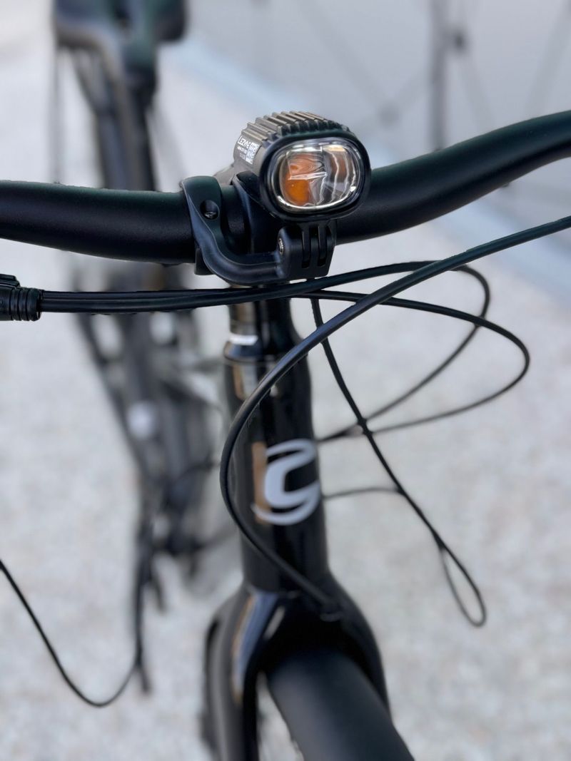 Used Cannondale Tesoro Neo SL EQ 2022 Mountainbike, Black — image 10 of 14