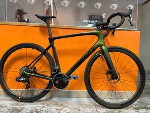 Specialized - Roubaix Pro 2022, 2022