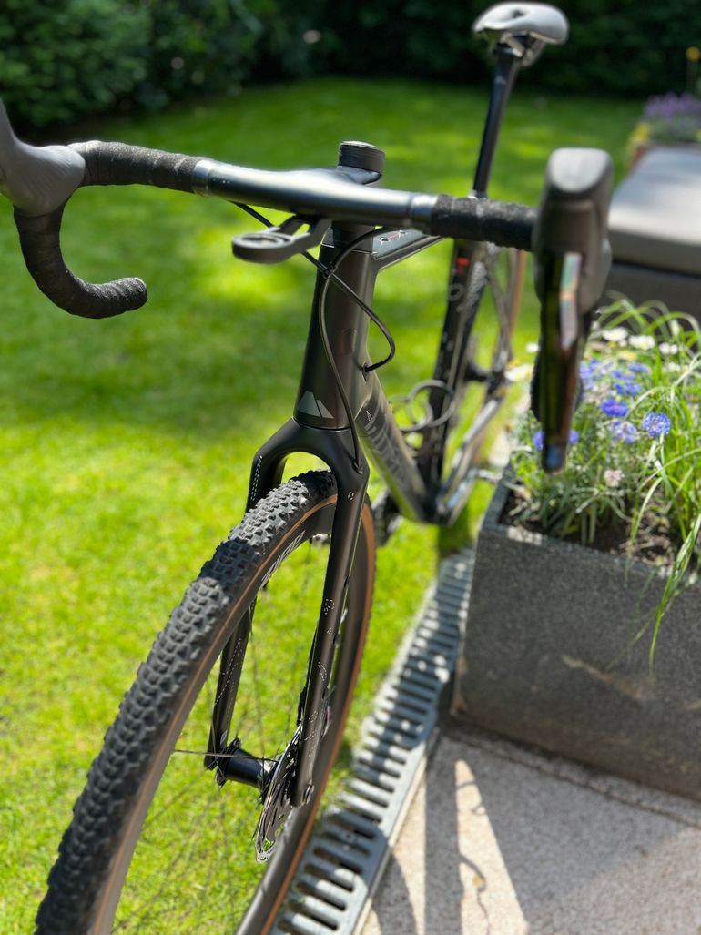 Used Canyon Grizl CF SLX SRAM Force AXS XPLR mit Powermeter 2023 Road & Gravel — image 10 of 12