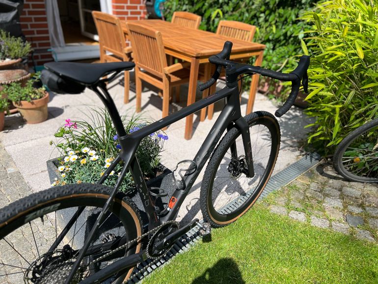 Used Canyon Grizl CF SLX SRAM Force AXS XPLR mit Powermeter 2023 Road & Gravel — image 11 of 12
