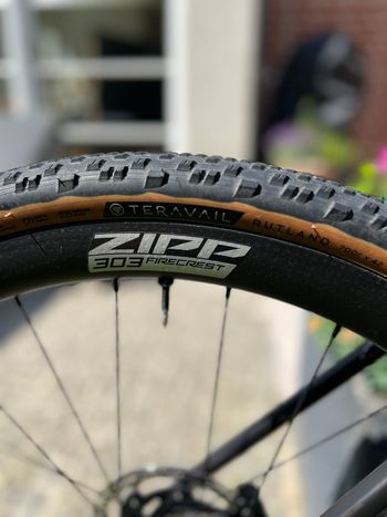 Used Canyon Grizl CF SLX SRAM Force AXS XPLR mit Powermeter 2023 Road & Gravel — image 6 of 12