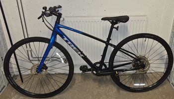 Used Trek FX 3 2024 Road & Gravel, Blue — image 1 of 10