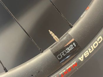 Used BMC Roadmachine 01 FOUR 2024 2024 Road & Gravel, Light Gray — image 2 of 3