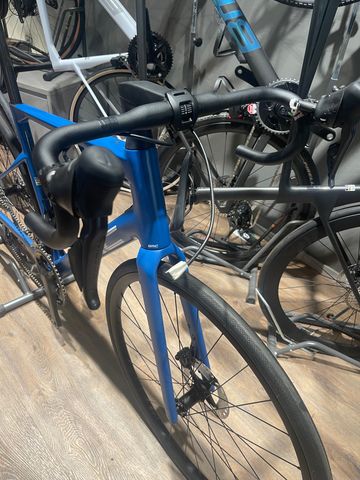 Used BMC Roadmachine TWO 2024 2024 Road & Gravel, Blue — image 2 of 3