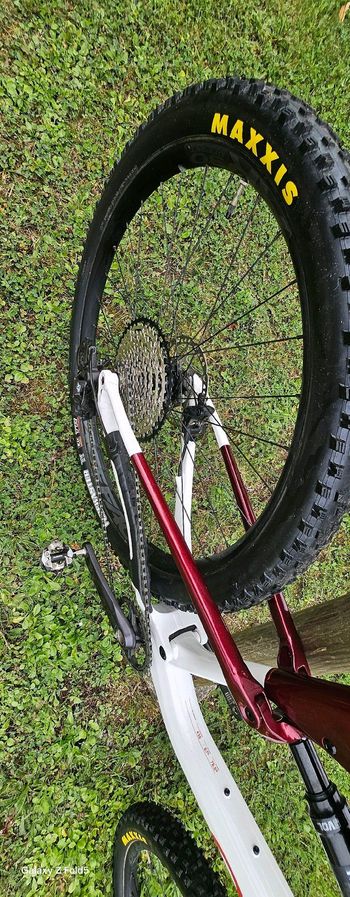Used Orbea OIZ H10 2023 2023 Mountainbike — image 4 of 5