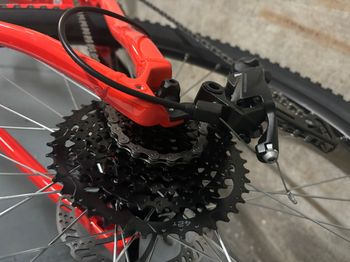Used ROCKRIDER 500 2024 Mountainbike, Red — image 3 of 5