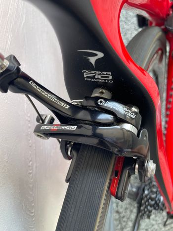 Used Pinarello F10 2017 Road & Gravel, Red — image 7 of 14
