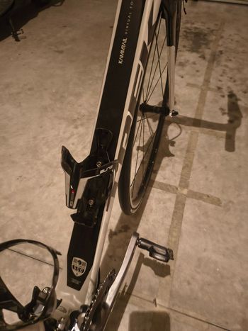 Used Trek 5.9 2015 Road & Gravel, White — image 12 of 15