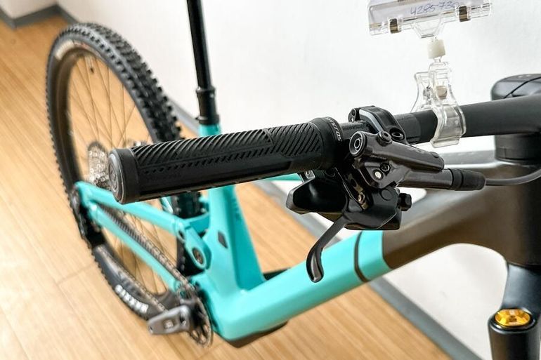 Used Scott Genius ST 910 TR 2024 2024 Mountainbike, Blue, 29 — image 2 of 14