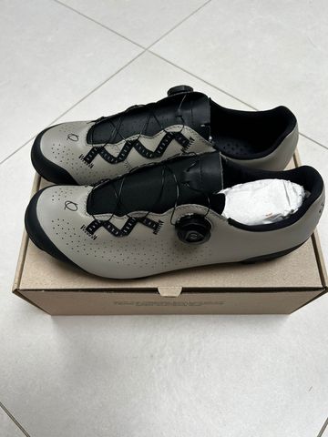 Used Quoc Escape Off-Road 2025 Cycling Shoes