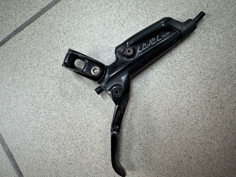 Used Sram Disc Brake Level TLM 2022 bike — image 3 of 6