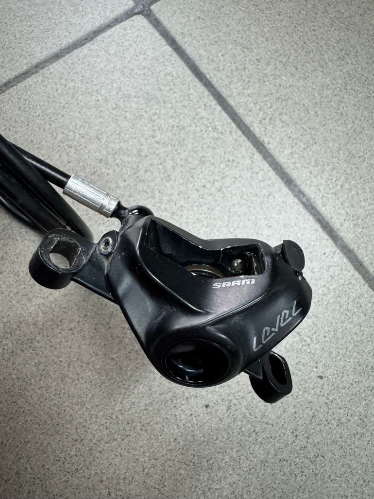 Used Sram Disc Brake Level TLM 2022 bike — image 2 of 6