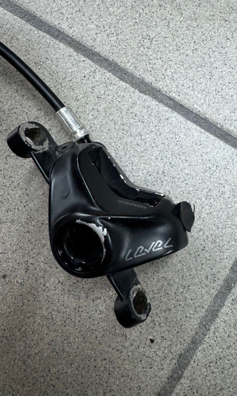 Used Sram Disc Brake Level TLM 2022 bike — image 6 of 6