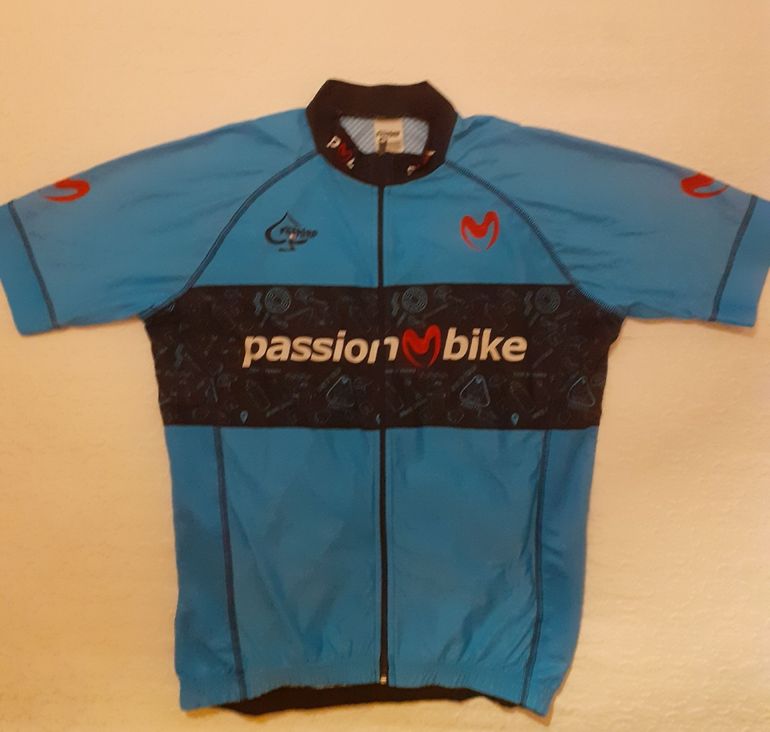 Used new fashion sport completo estivo maglia manica corta e pantaloncino corto con fondello 2021 bike — image 1 of 4