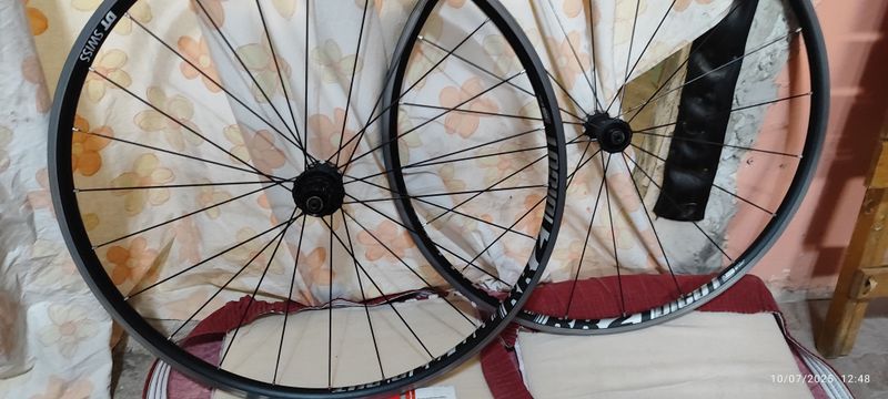 Použité Dt Swiss dicut r21 2022 Wheels