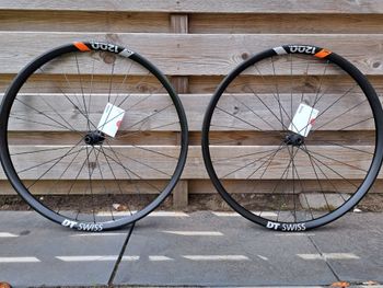 Używany Dt Swiss XRC 1200 25mm 2024 Wheels