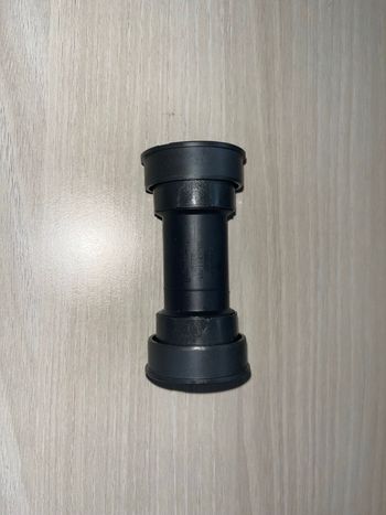 Używany Shimano Press Fit BB72-41 2025 Drivetrain & Pedals