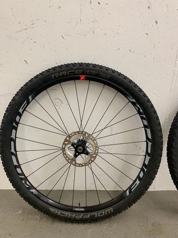 Fulcrum Red Zone 700 2021 bike usato — immagine 6 di 7