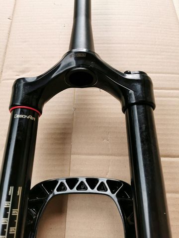 Brugt RockShox Revelation RC 2023 bike — billede 4 af 5