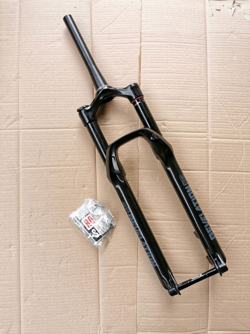Używany RockShox Revelation RC 2023 Fork