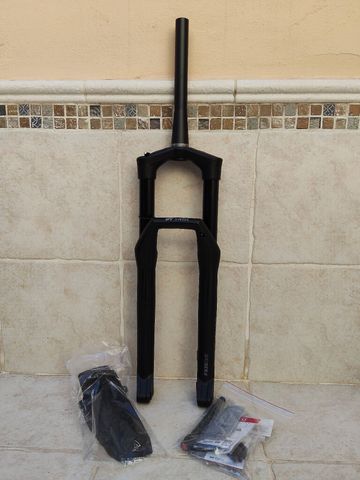 Tweedehands Dt Swiss F535 ONE Fork