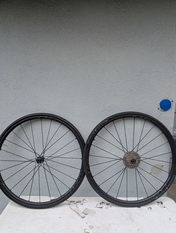 Used Shimano 105 RS 370-TL Wheels