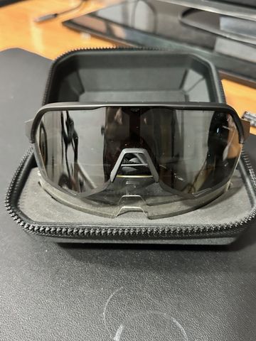 Used 100xcien s3 2022 Cycling Accessories