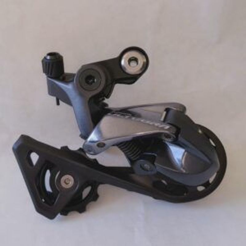 Used Shimano ULTEGRA RD-R8000-SS Drivetrain & Pedals