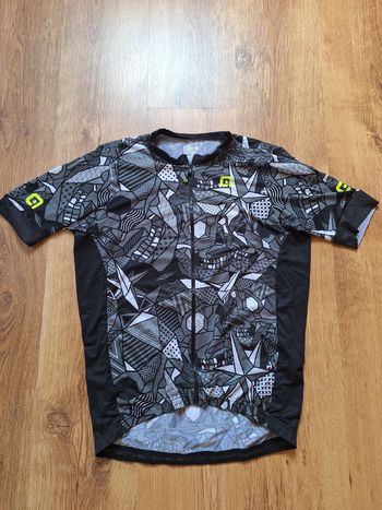 Używany Ale cycling Kurzarmtrikot over 2024 Cycling Clothing