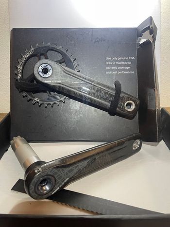Used Fsa k force carbon 2023 bike — image 4 of 6