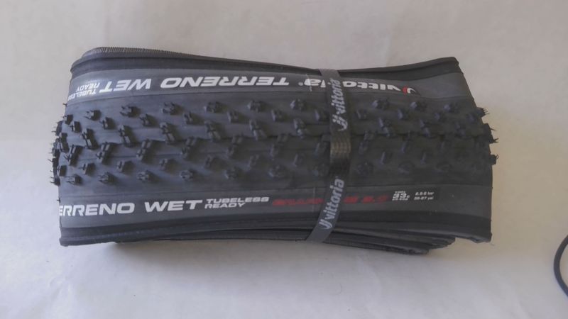 Brugt Vittoria TERRENO WET TUBLESS READY GRAPHENE 2.0 Tyres & Tubes