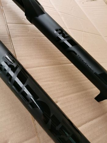 Gebrauchtes Fox 34 Rhythm (remote lock-out) 2023 bike — Bild 2 von 8