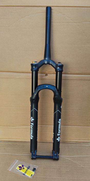 Używany Formula FifthyFive 35 2025 Fork