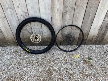 Używany Race Face raceface ar 30 2024 Wheels