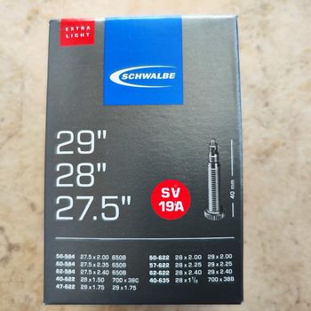 Używany Schwalbe Câmara de Ar Schwalbe SV 19A ExtraLight 27, 5"/28"/29” Tyres & Tubes
