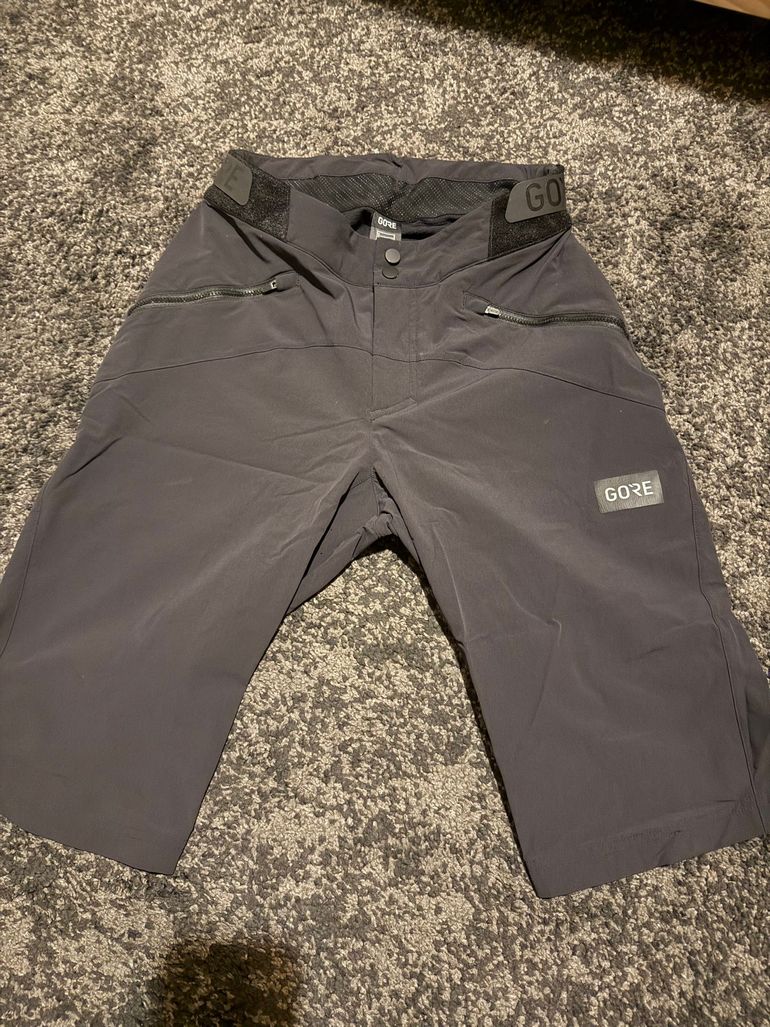 Gebrauchtes Gorewear Fernflow 2022 bike — Bild 2 von 2