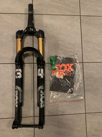Używany Fox Factory Sc Series 34 FLOAT 29 120mm FIT4 2024 Fork