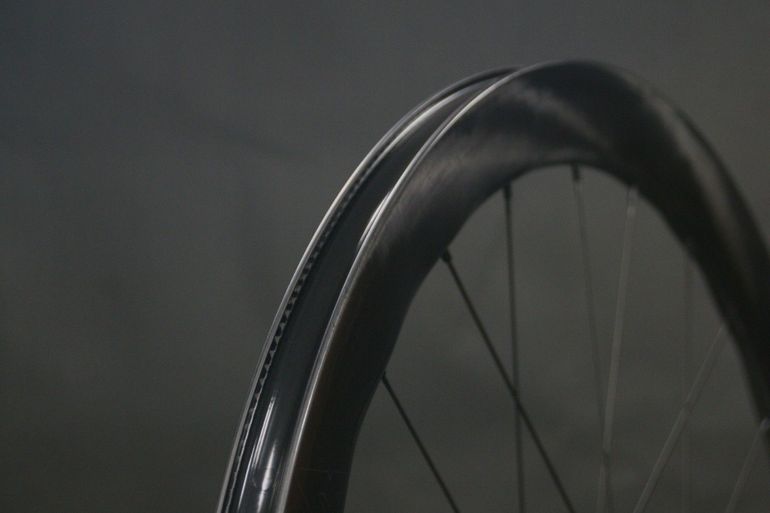 Used Light Bicycle AR465 Flyweight DT SWISS 240 Carbon Laufradsatz 2023 bike — image 6 of 7